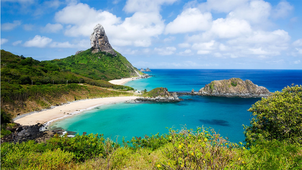 Um Guia para Visitar Fernando de Noronha: Dicas e Roteiros